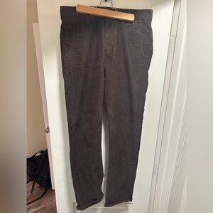 Docker’s Slim Tapered Corduroy 30x32